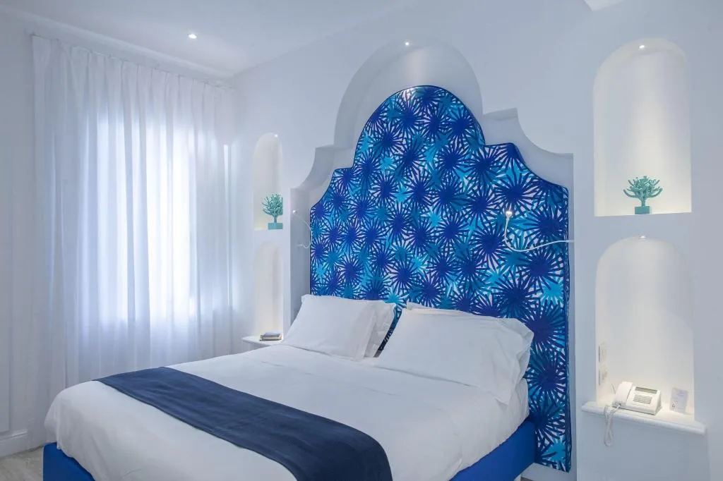 Double or Twin ECONOMY Room, Tramonto D'oro, Naples