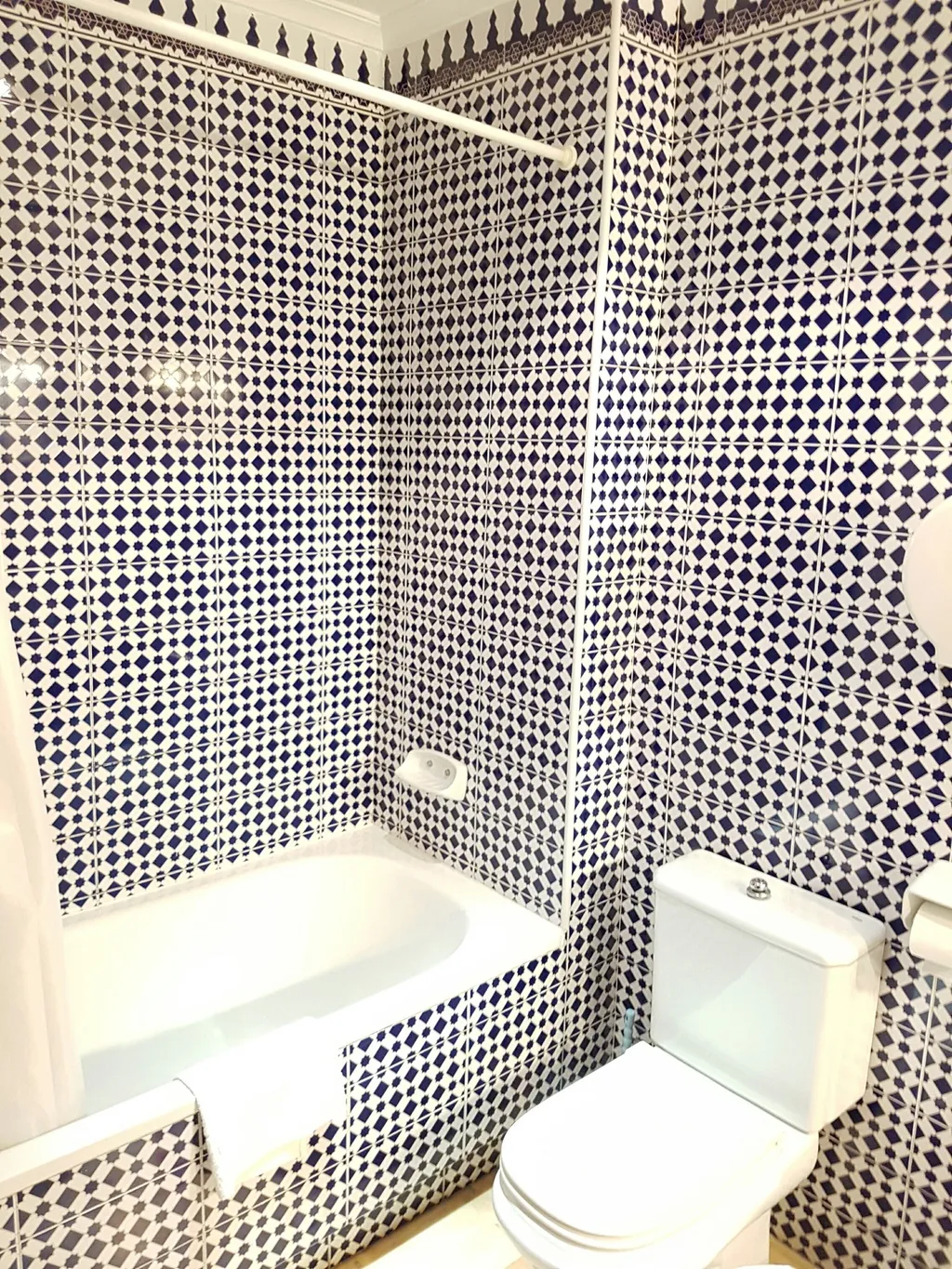 STUDIO STANDARD Room, Apartamentos Doña Lola, Seville