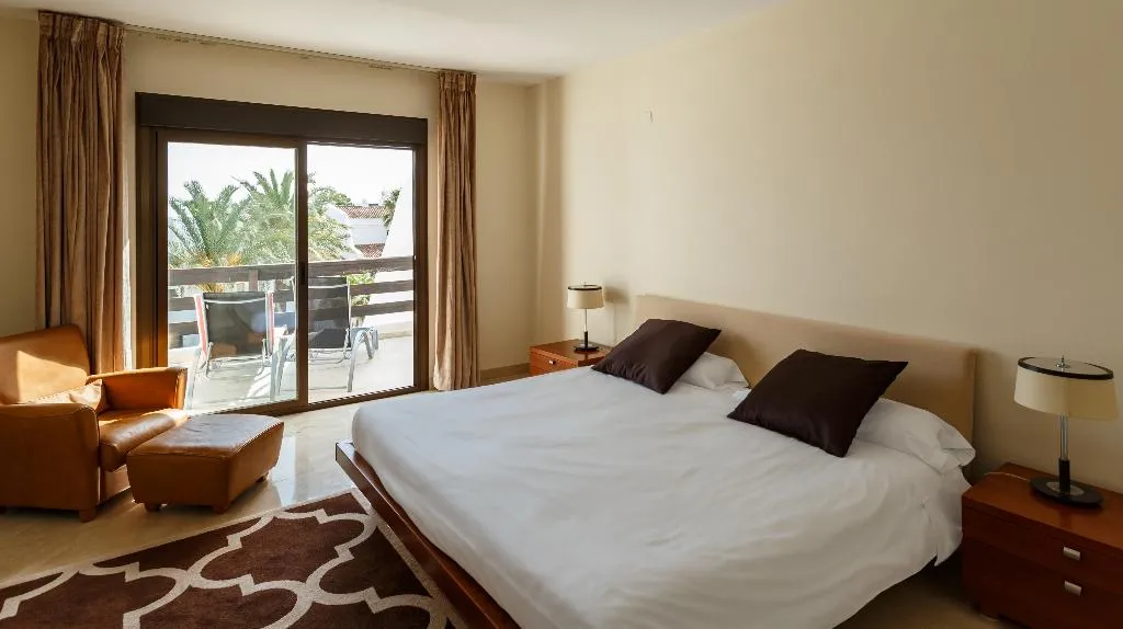 APARTMENT THREE BEDROOMS Room, Aparthotel Coral Beach, Costa Del Sol