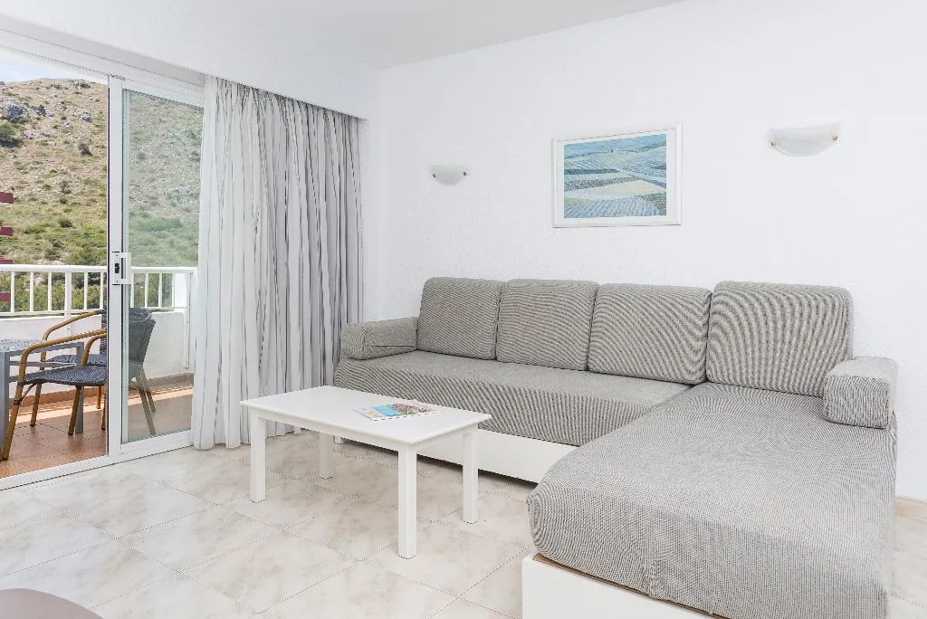 APARTMENT TWO BEDROOMS Room, Apartamentos Siesta I, Majorca