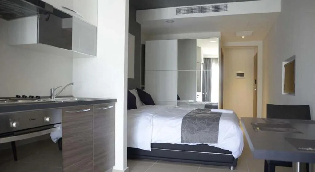 Room, Pebbles Boutique Aparthotel, Malta