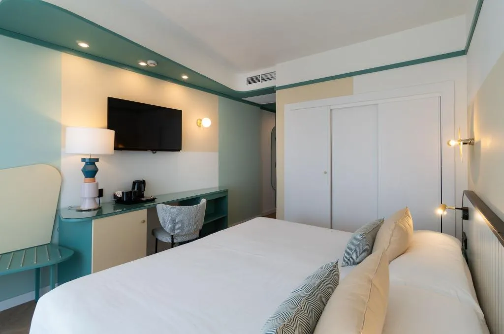 Double or Twin SEA VIEW Room, Medplaya Pez Espada, Costa Del Sol