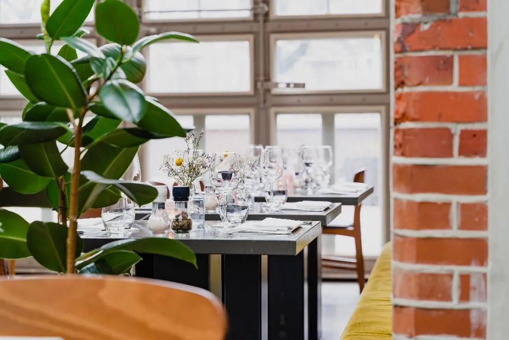 Restaurant, Hotel De Hallen, Amsterdam
