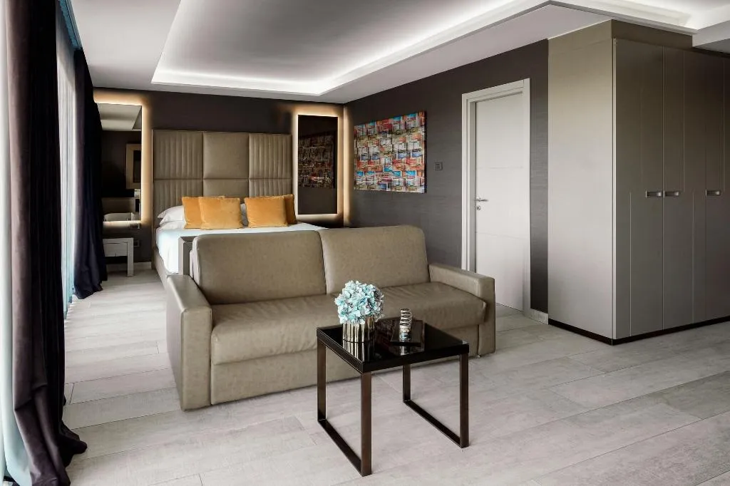 Room, Resort Tre Fontane, Naples