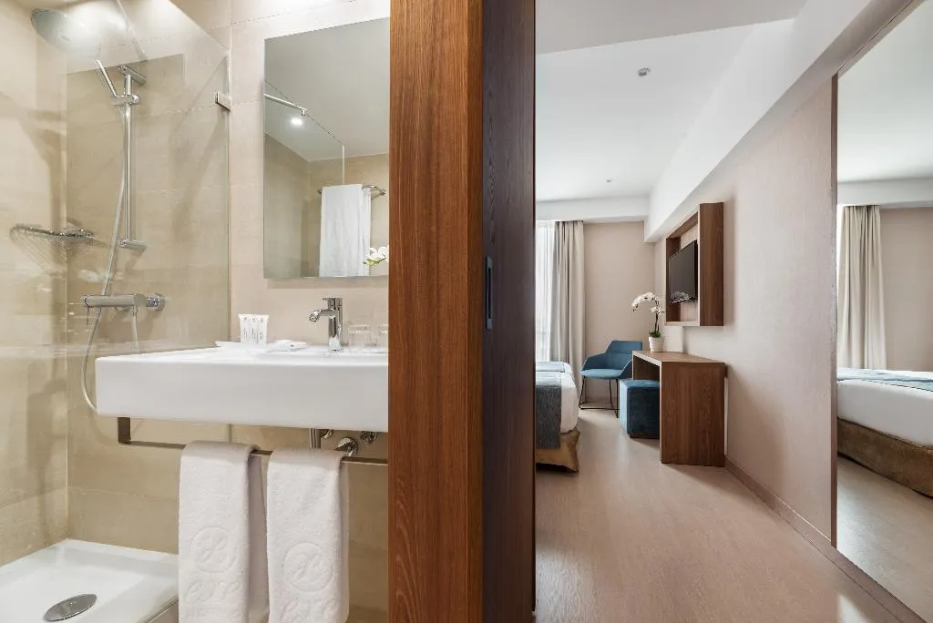 Room, Dorma Saldanha, Lisbon