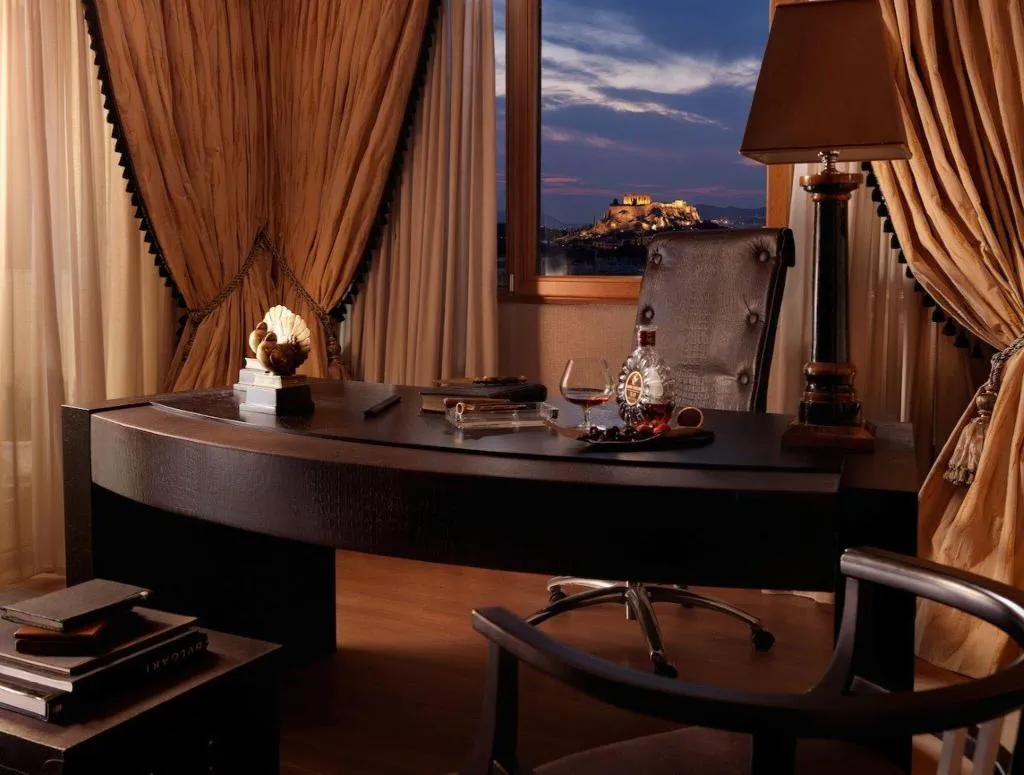 SUITE WITH VIEWS Room, Divani Caravel, Athens
