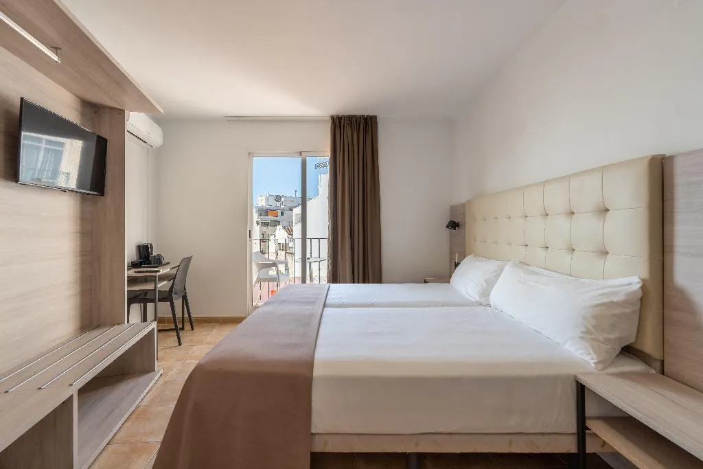 DOUBLE STANDARD Room, Hotel Queens, Costa Blanca