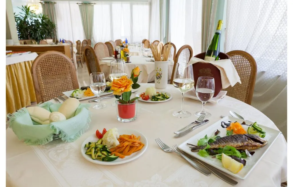Restaurant, Hotel The Originals Venise Sud Bristol Chioggia, Venice
