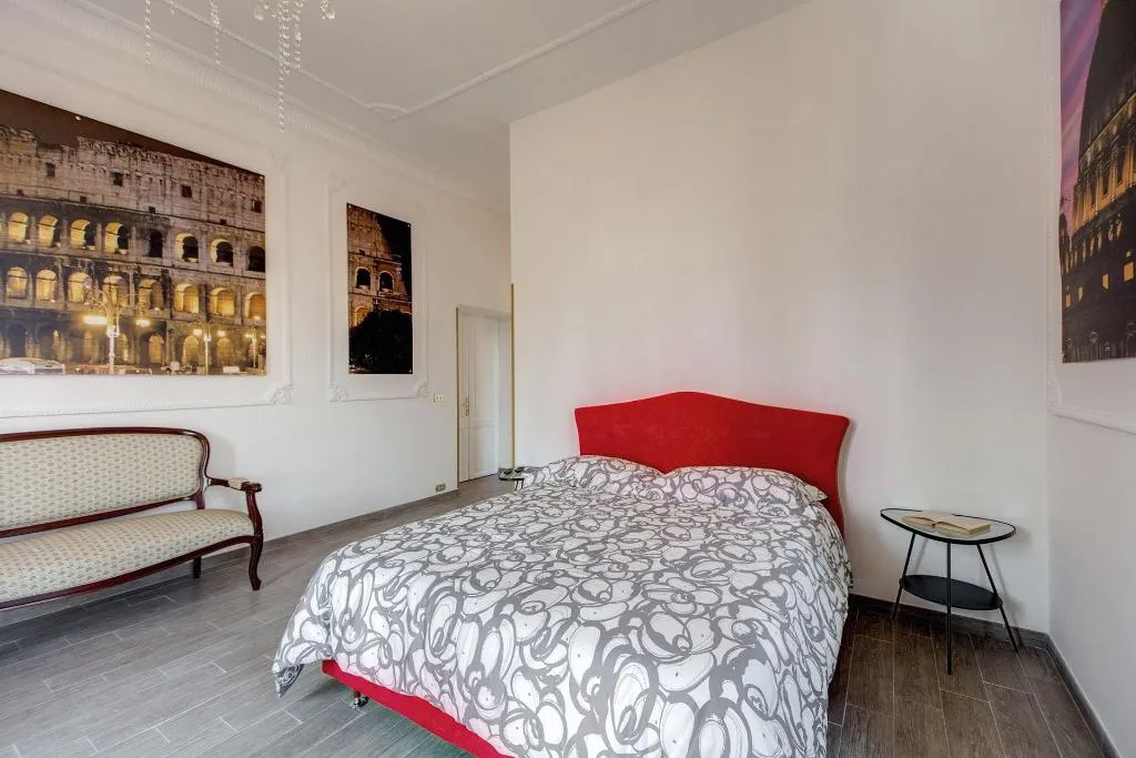 Room, Domus 78, Rome