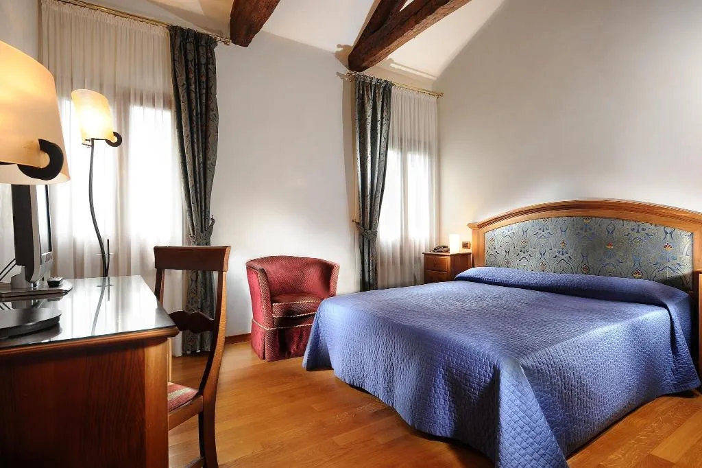 QUADRUPLE THREE BEDS Room, Abbazia, Venice