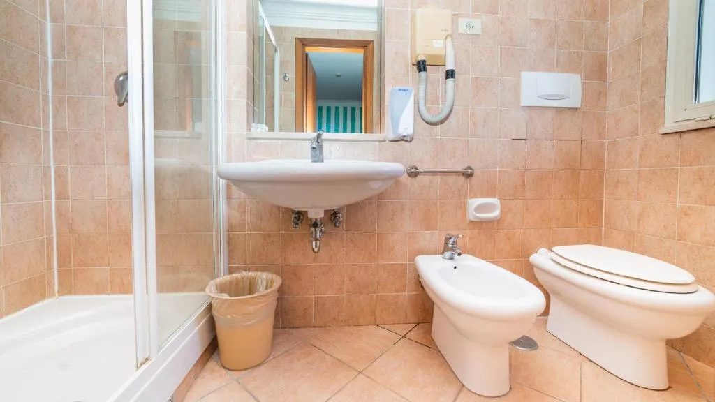 DOUBLE STANDARD Room, Hotel Center 2, Naples