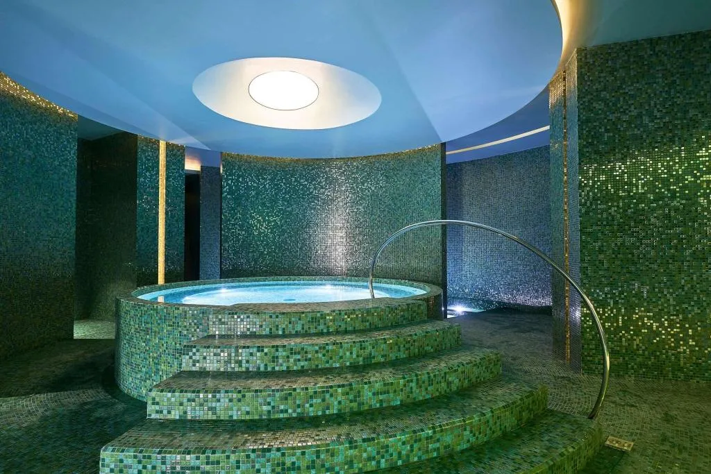 Sports and Entertainment, Savoy Palace The Leading Hotels of the World, Madeira