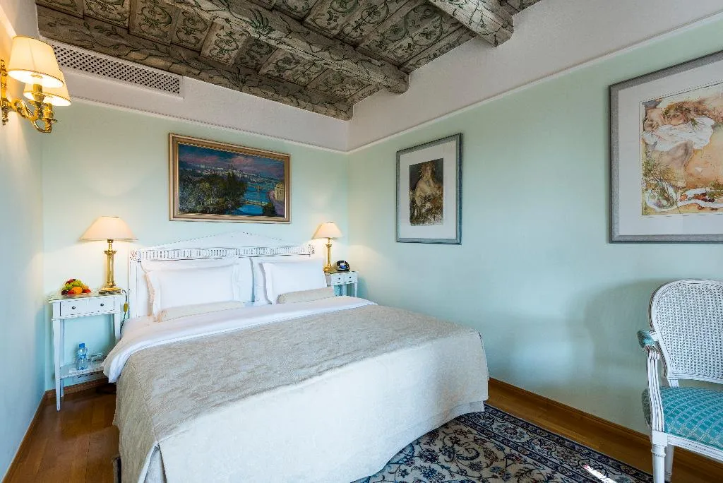 Double or Twin SUPERIOR Room, Golden Well, Prague