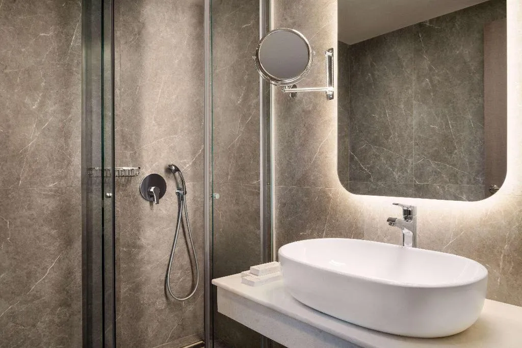 Room, Zeus Essence Athens Central, Athens