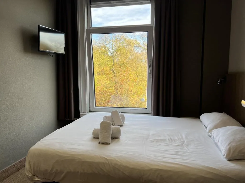 DOUBLE STANDARD Room, Aston City Hotel, Amsterdam