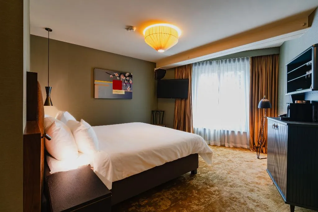 Room, Hotel MAI Amsterdam, Amsterdam