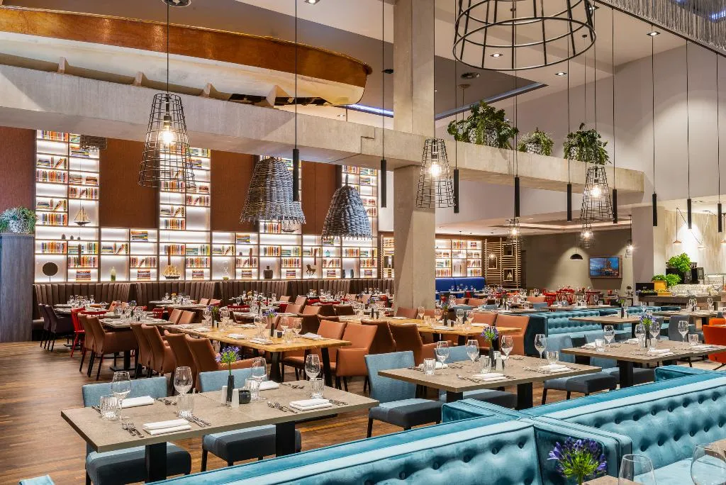 Restaurant, Leonardo Royal Hotel Amsterdam, Amsterdam