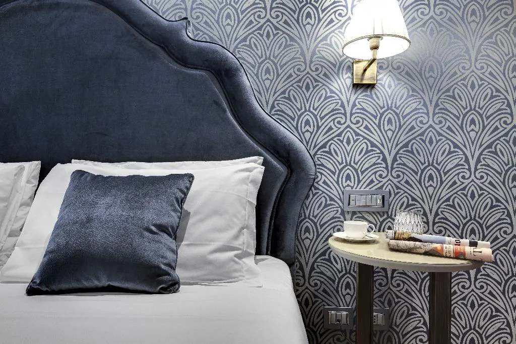 JUNIOR SUITE STANDARD Room, Dona Palace, Venice