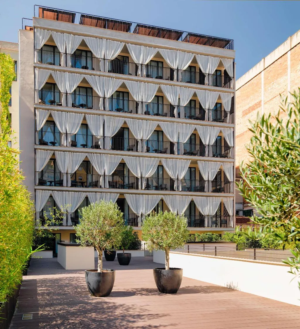 General view, H10 Art Gallery, Barcelona