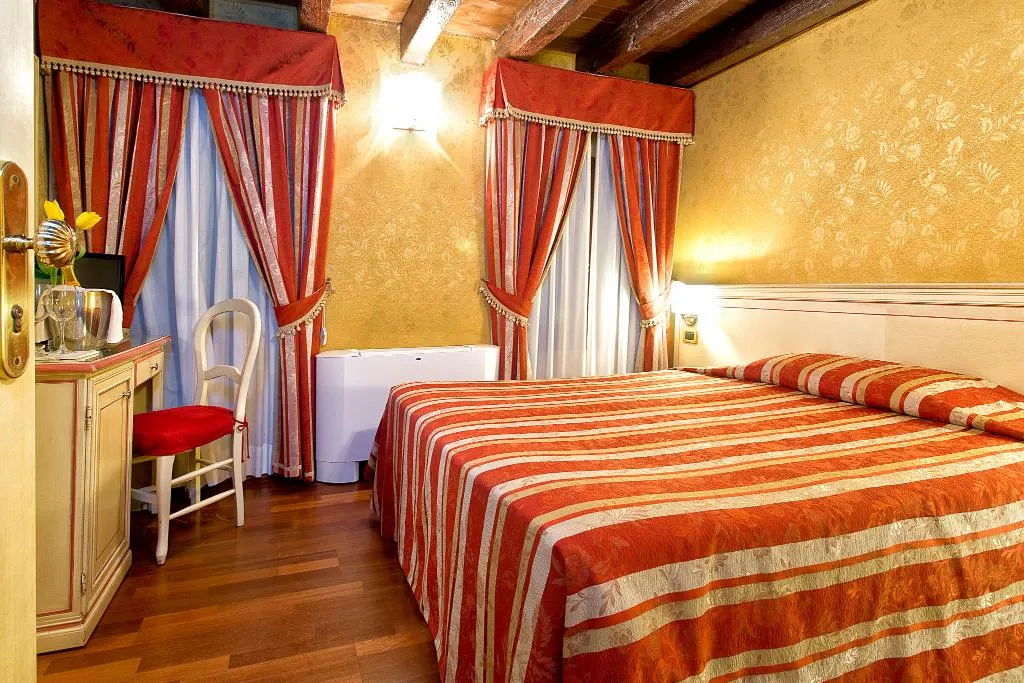 Double or Twin CLASSIC Room, Ca' San Polo - Ferretti Hotels Collection, Venice