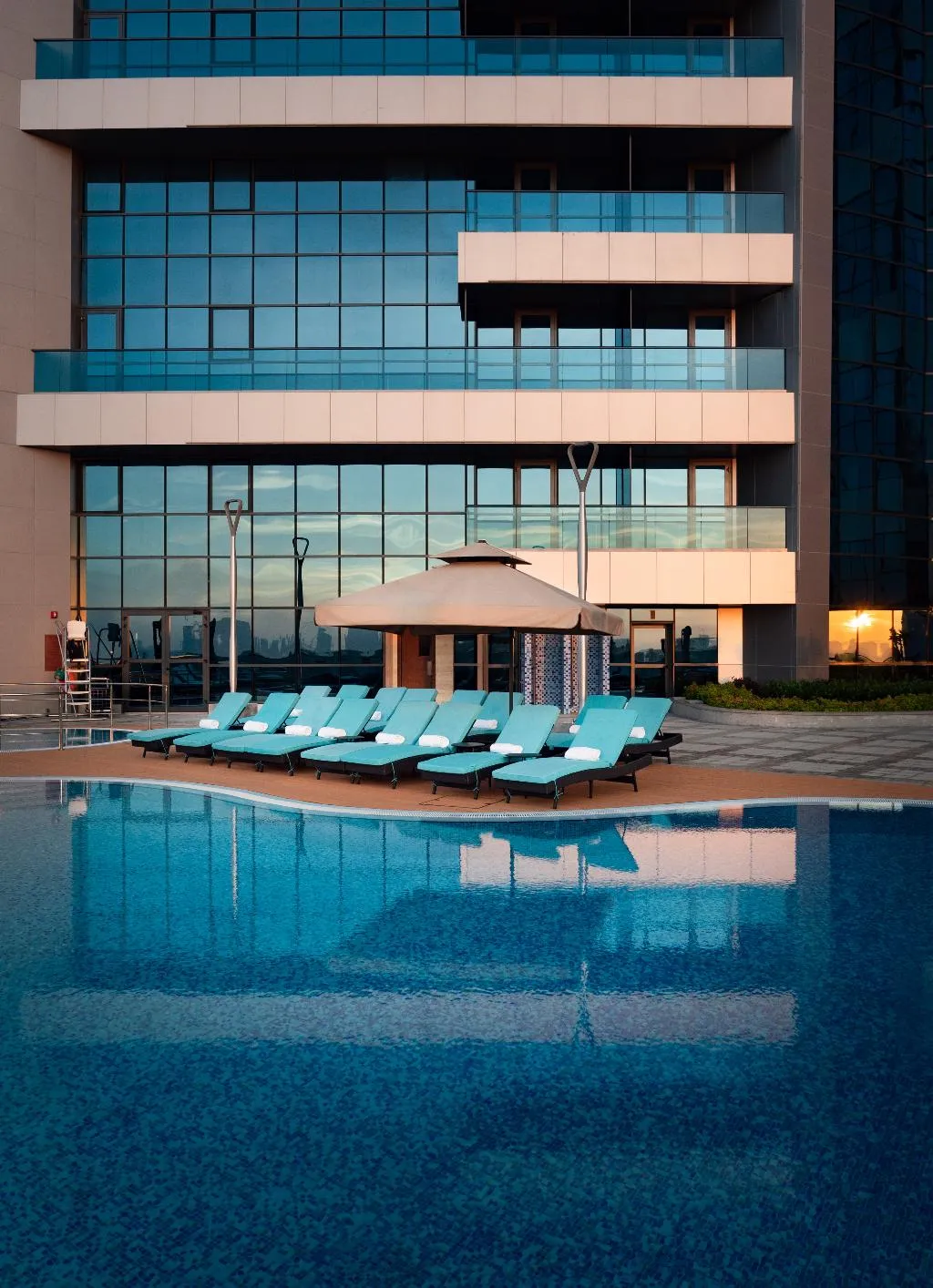 Pool, Millennium Place Barsha Heights Hotel Apartments, Dubai