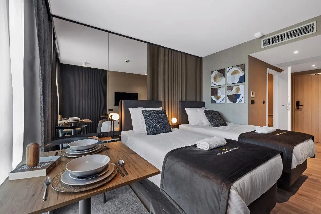 SINGLE ONE BED Room, Boutique Residence Gdańsk, Gdansk