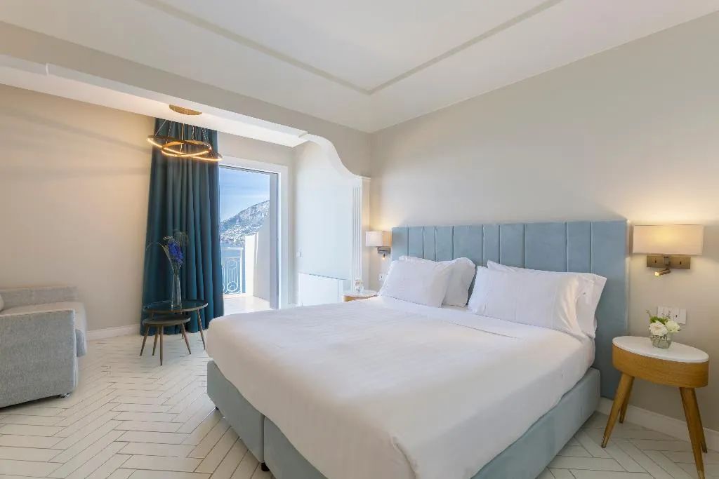 TRIPLE DELUXE SUPERIOR Room, Hotel Club Due Torri, Naples