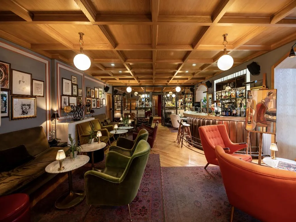 Bar, Browns Central Hotel, Lisbon