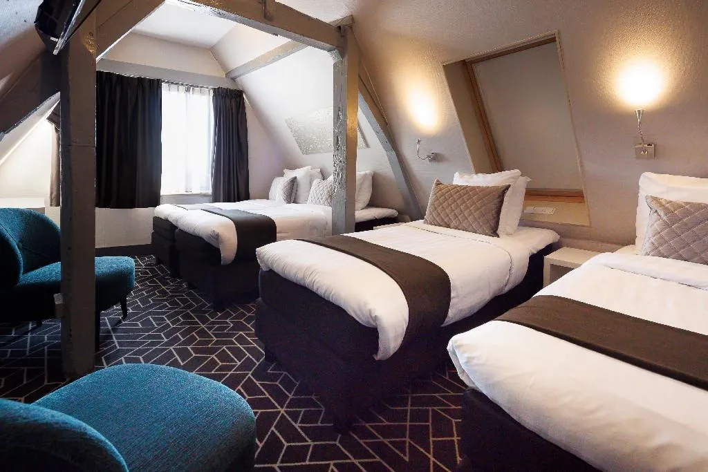 QUADRUPLE CLASSIC Room, CC Hotel, Amsterdam
