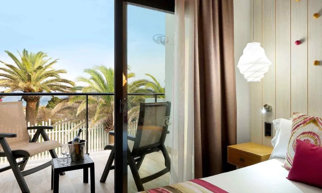 Double or Twin SEA FRONT Room, Grand Palladium White Island Resort & Spa, Ibiza