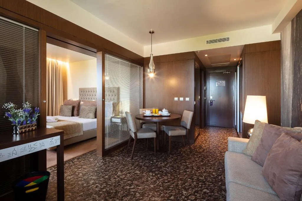 SUITE STANDARD Room, Neya Lisboa Hotel, Lisbon