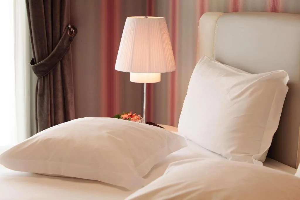 Room, Grand Hotel Palace Rome, Rome