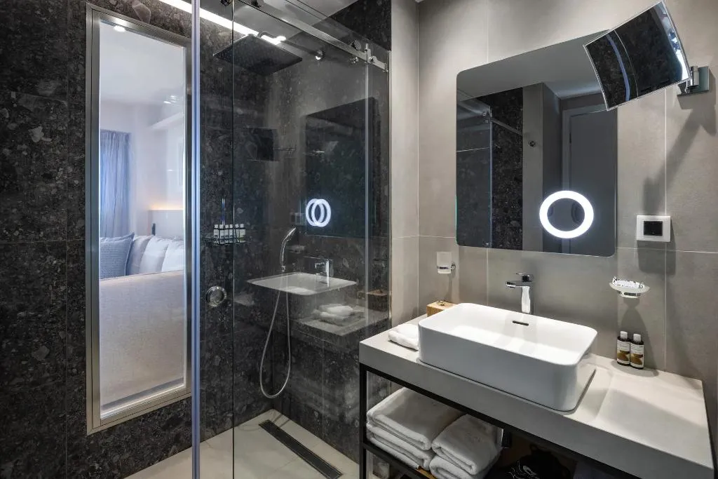 SUITE WITH PRIVATE POOL Room, Aeifos Boutique Hotel, Santorini