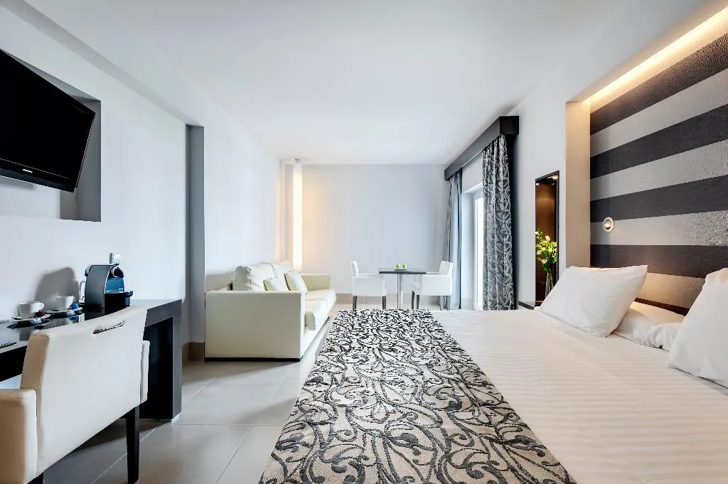 JUNIOR SUITE STANDARD Room, Barceló Hamilton Menorca -Adults Only, Menorca