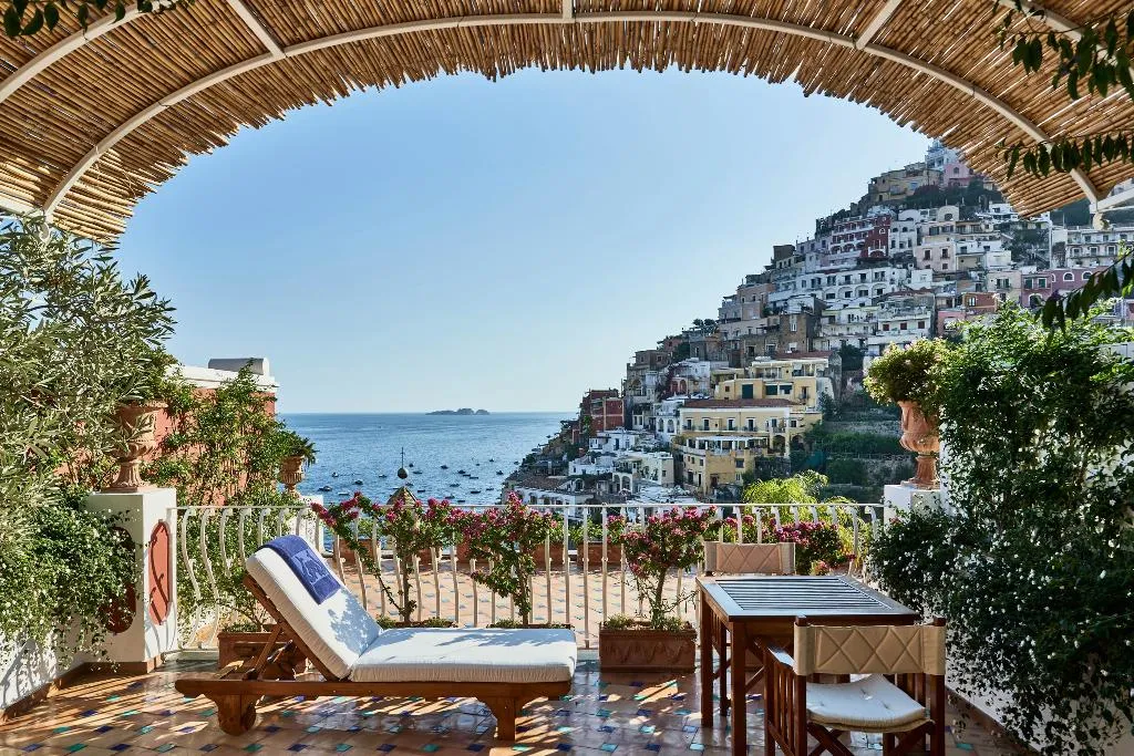 JUNIOR SUITE SEA VIEW Room, Le Sirenuse, Naples