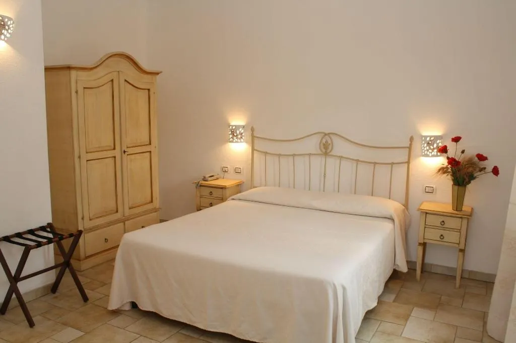 SINGLE STANDARD Room, Hotel San Pantaleo, Olbia