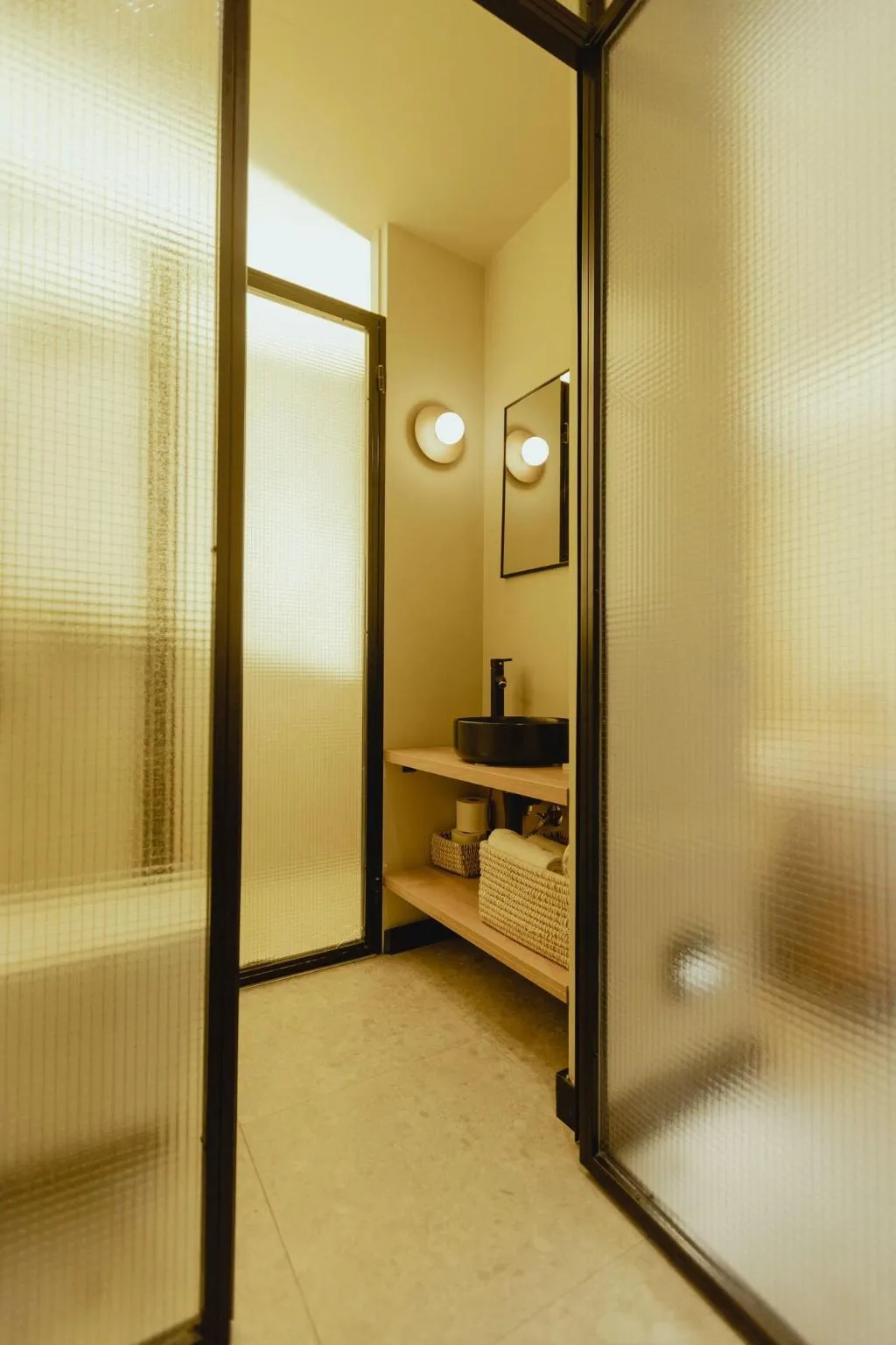 Room, Metis Uls, Athens