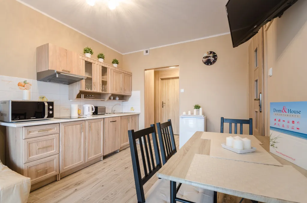 STUDIO CAPACITY 4 Room, Dom & House Apart Chmielna Park, Gdansk