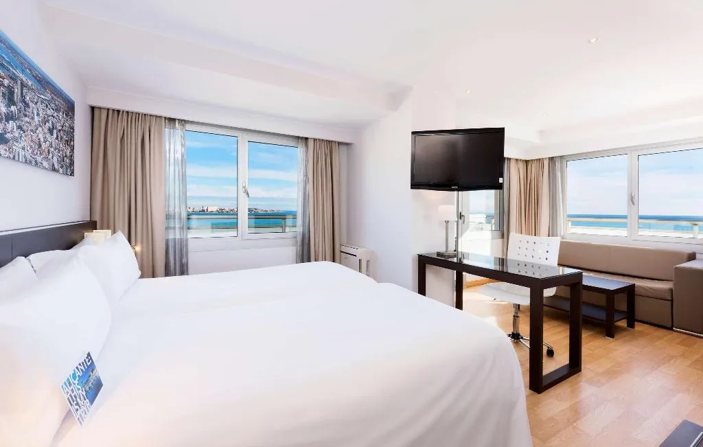 Room, Hotel Alicante Gran Sol Affiliated by Melia, Costa Blanca