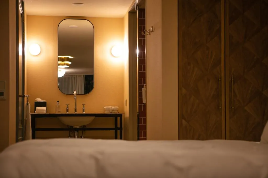 TWIN DELUXE Room, Hotel Mercier, Amsterdam
