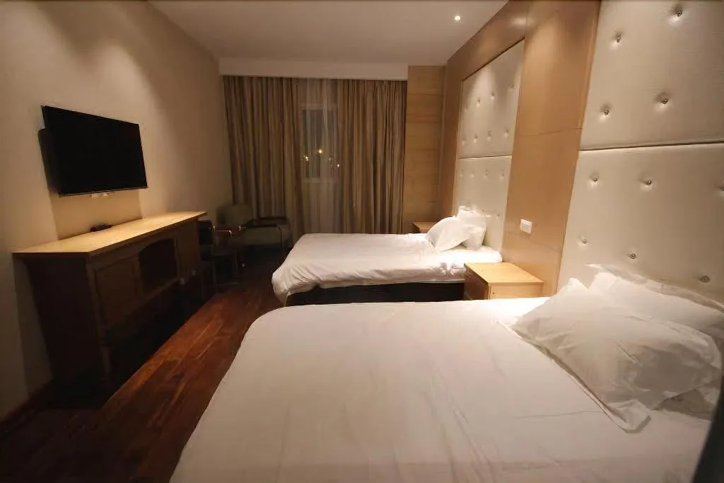 Room, Hotel Menoir Dorsett, Madrid