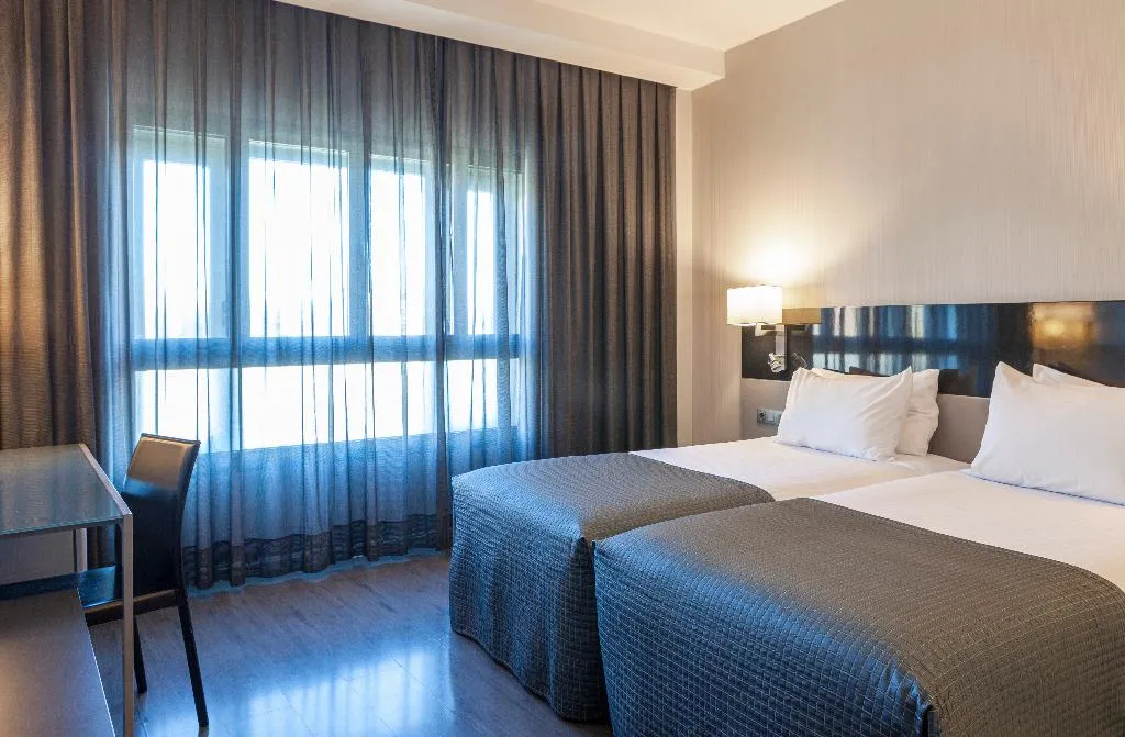 TWIN STANDARD Room, Porcel Torneo, Seville