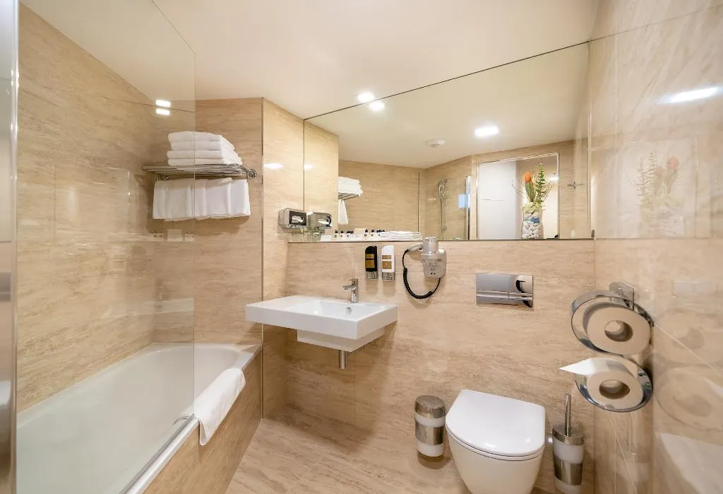 Room, Grandium Hotel Prague, Prague