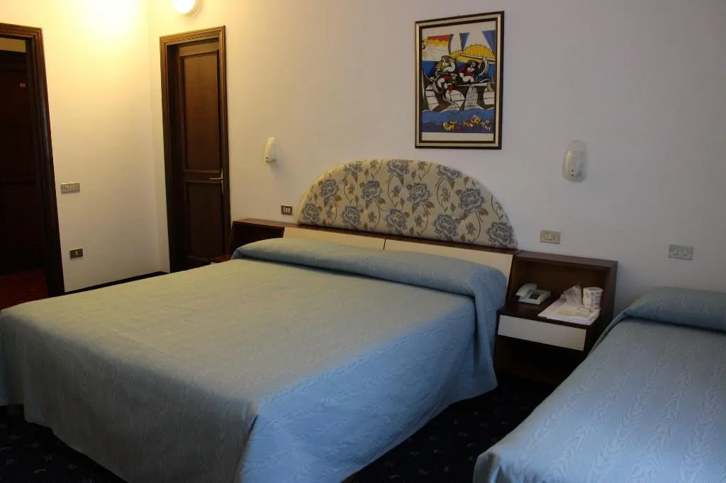 Room, Pinolo, Umbria