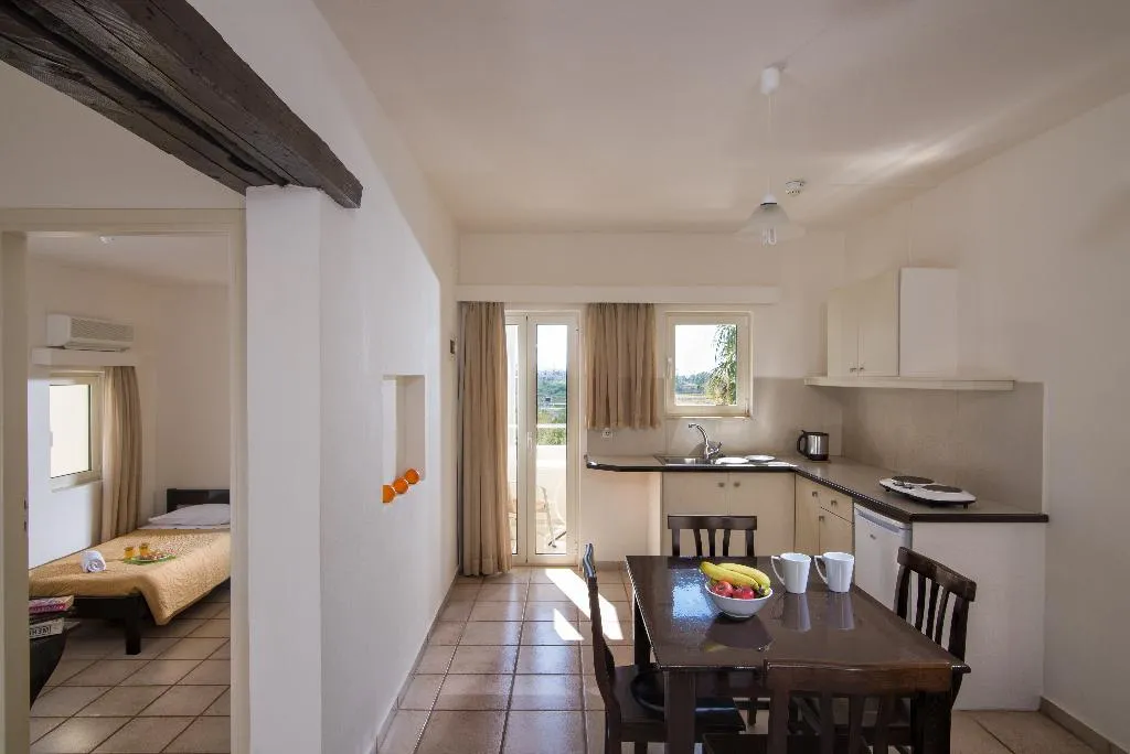 APARTMENT TWO BEDROOMS Room, Ourania Apartments, Crete