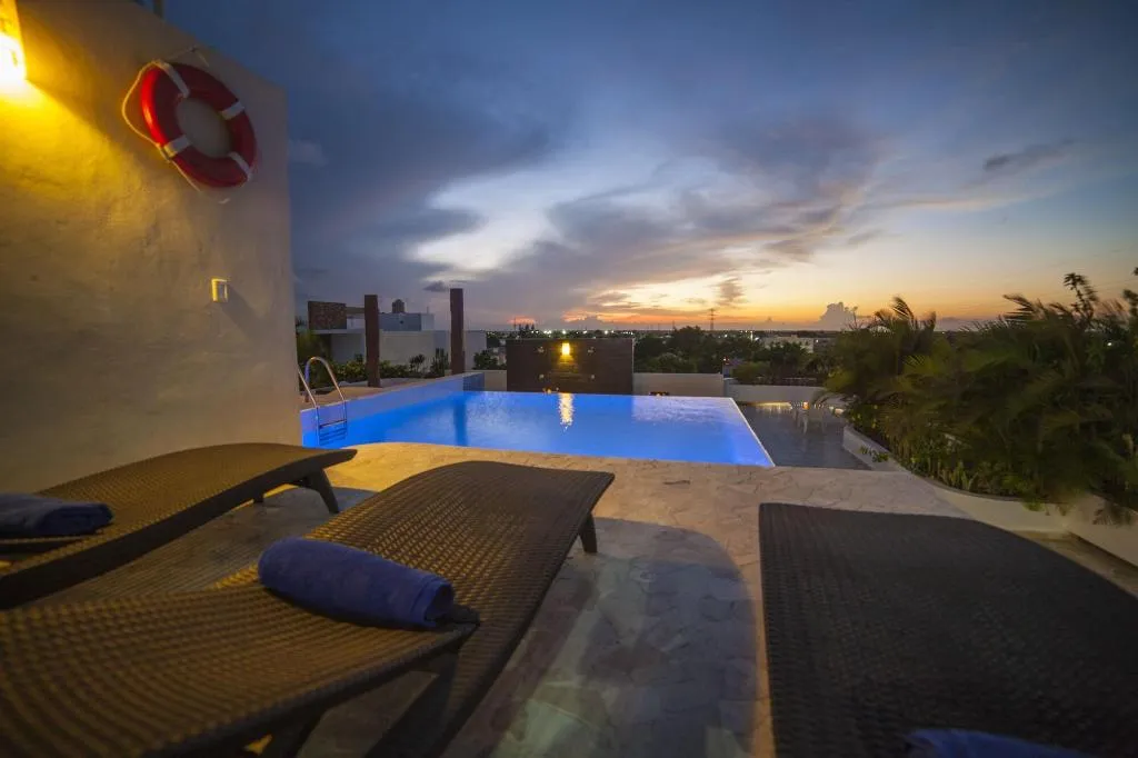 Sports and Entertainment, Hotel Angelo's, Playa Del Carmen