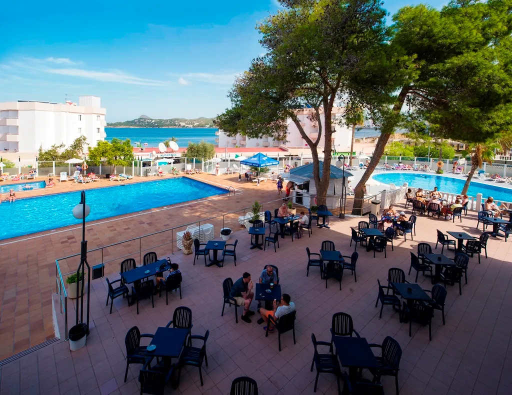 Terrace, Vibra Riviera Apartamentos, Ibiza