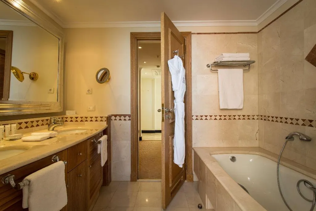 Room, Hacienda del Mar member of Meliá Collection, Costa Del Sol