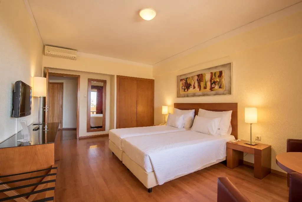 SUITE CLASSIC Room, Vila Gale Cerro Alagoa, Algarve