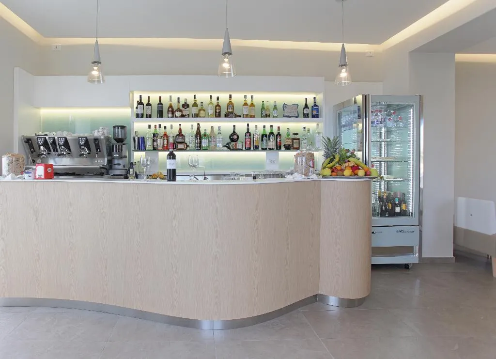 Bar, Scala Dei Turchi Resort, Catania